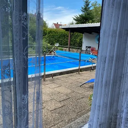 Apartment Mit Garten *