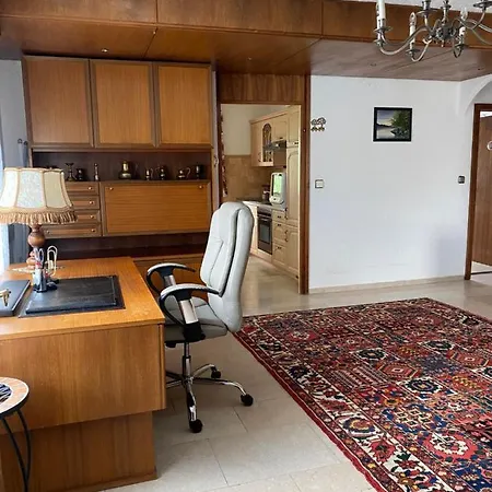 Mit Garten Apartment Pirmasens